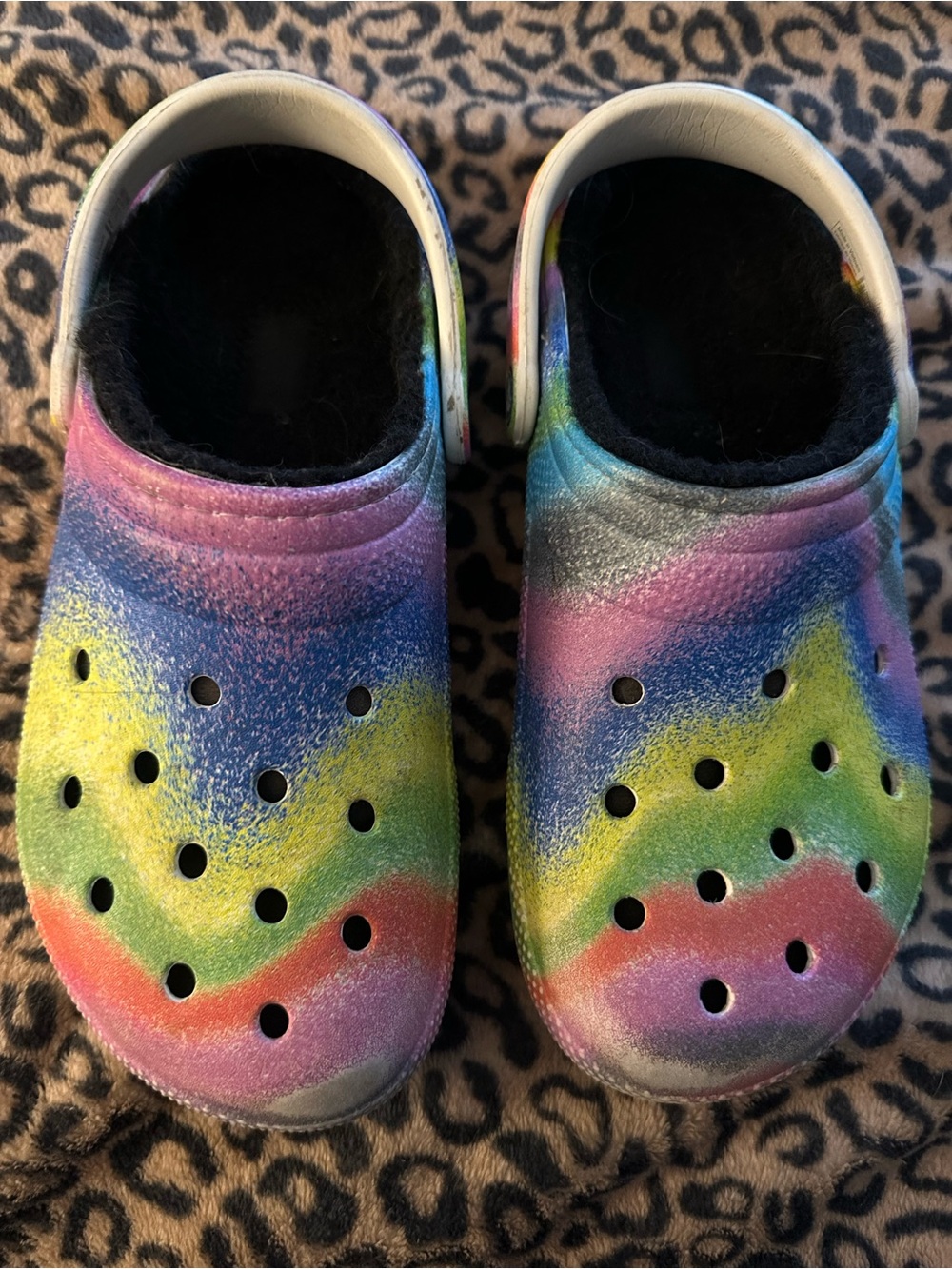 CROCS Rainbow Tie-Dye Fuzzy-Lined Slip-Ons